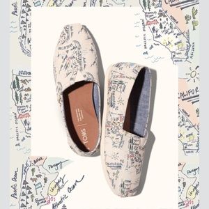 NWOT Toms Classic Alpargatas Limited Edition Maps